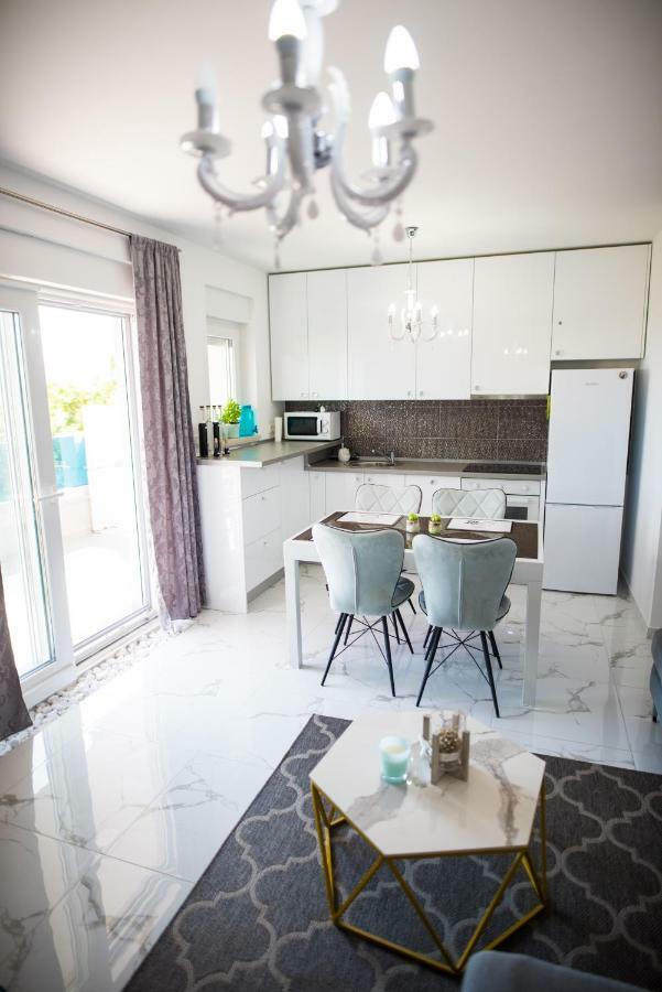 Apartment Mikulic Makarska Exterior photo
